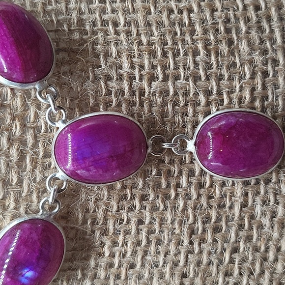 Dark Pink CE Moonstone Necklace - NWOT - Picture 4 of 8